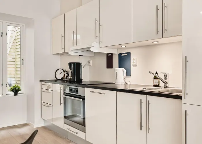 Dinbnb I Historical Building I 50m To Museum