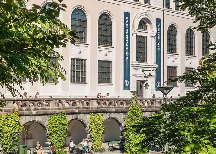 Dinbnb I Historical Building I 50m To Museum Apartman *